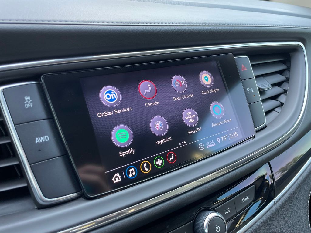 2020 Buick Enclave Essence photo 19