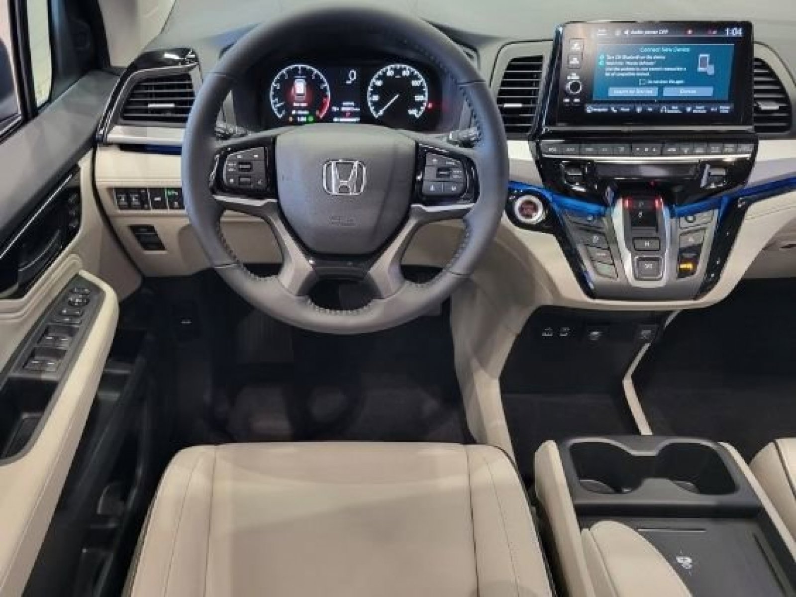 2026 Honda Odyssey Touring photo 4