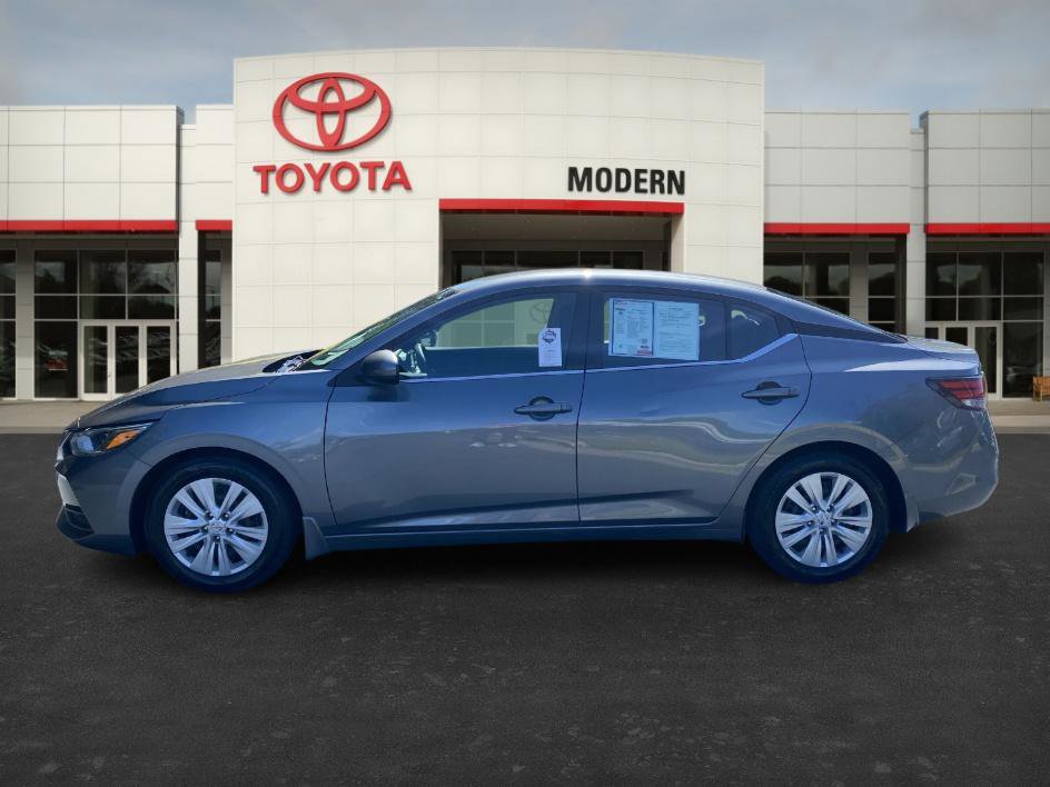 2022 Nissan Sentra S photo 2