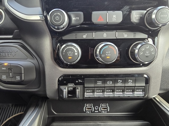 2026 Ram 3500 Big Horn photo 27