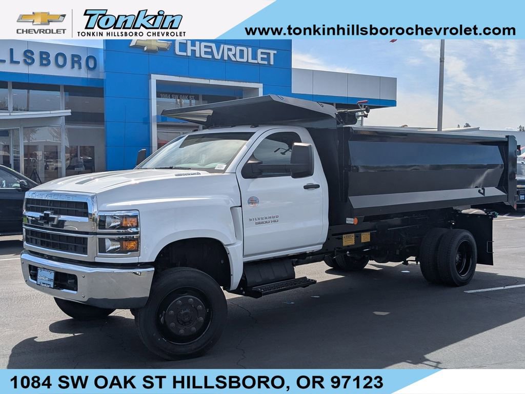 2024 Chevrolet Silverado 4500 Medium Duty Chassis Cab Work Truck's photo