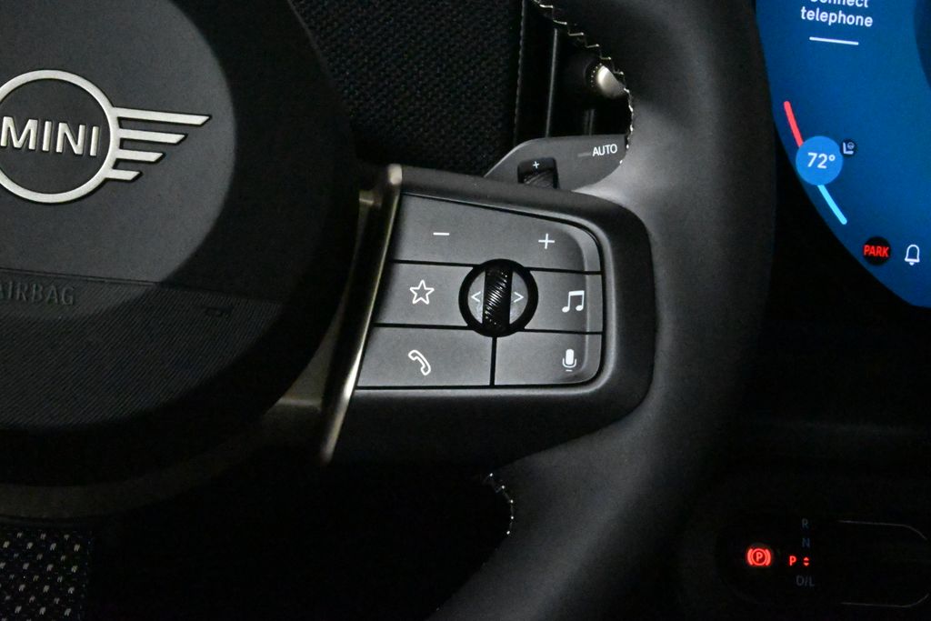2025 Mini Cooper S Hardtop 2 Door photo 18