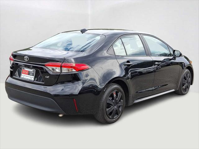 2024 Toyota Corolla LE photo 3