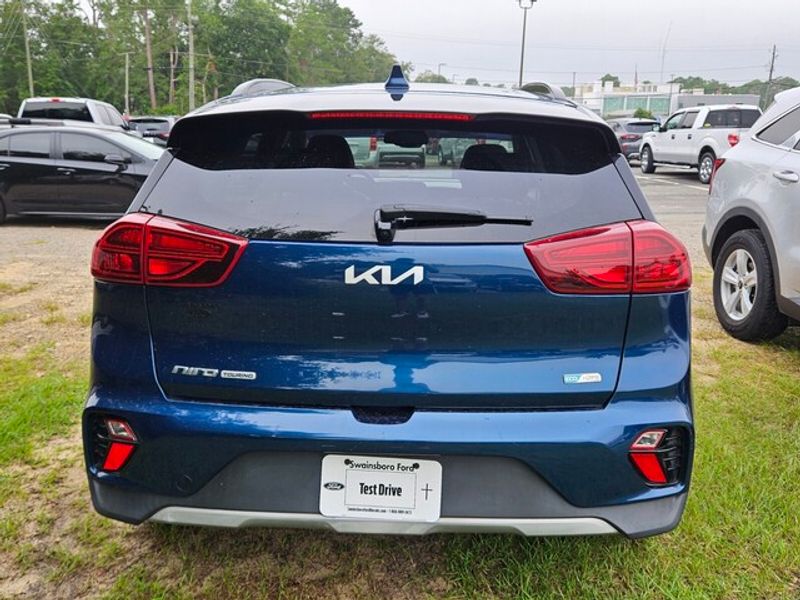 2022 Kia Niro Touring photo 7