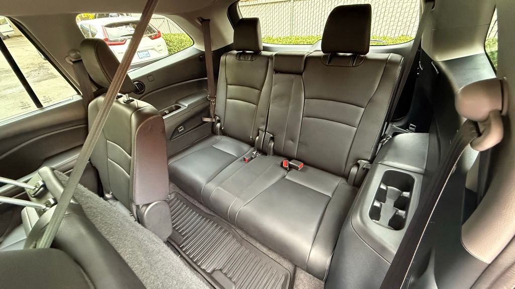 2022 Honda Pilot Special Edition photo 16