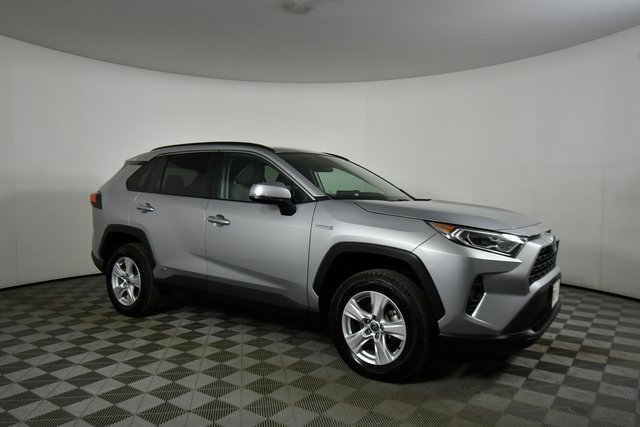 2021 Toyota RAV4 Hybrid XLE photo 8