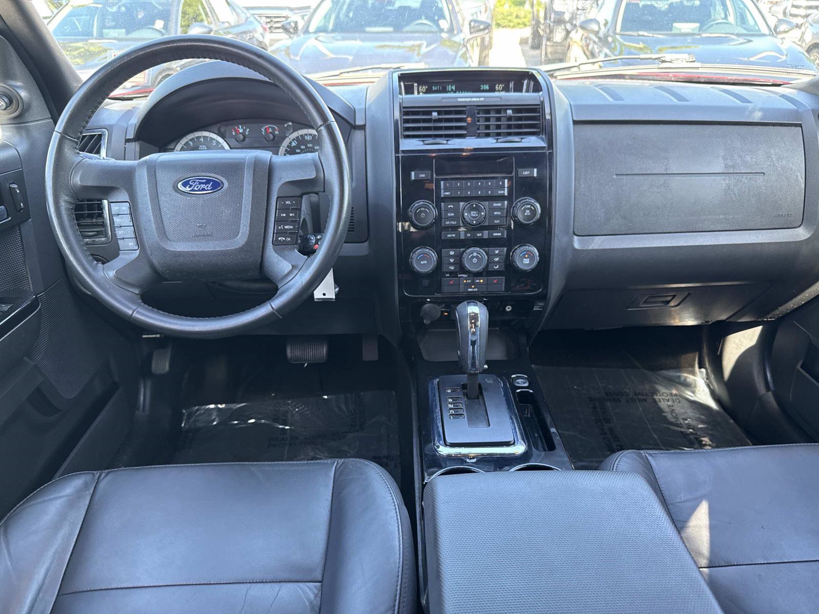 2011 Ford Escape Limited photo 16