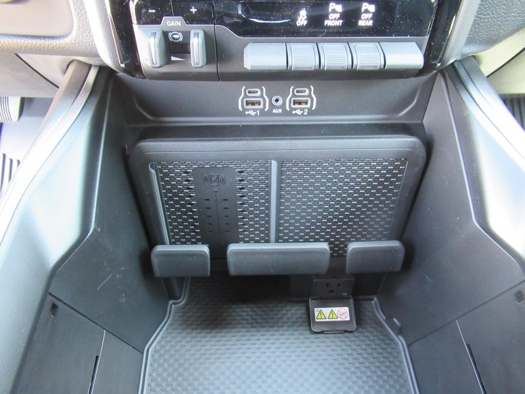 2025 Ram 1500 Big Horn Lone Star photo 24