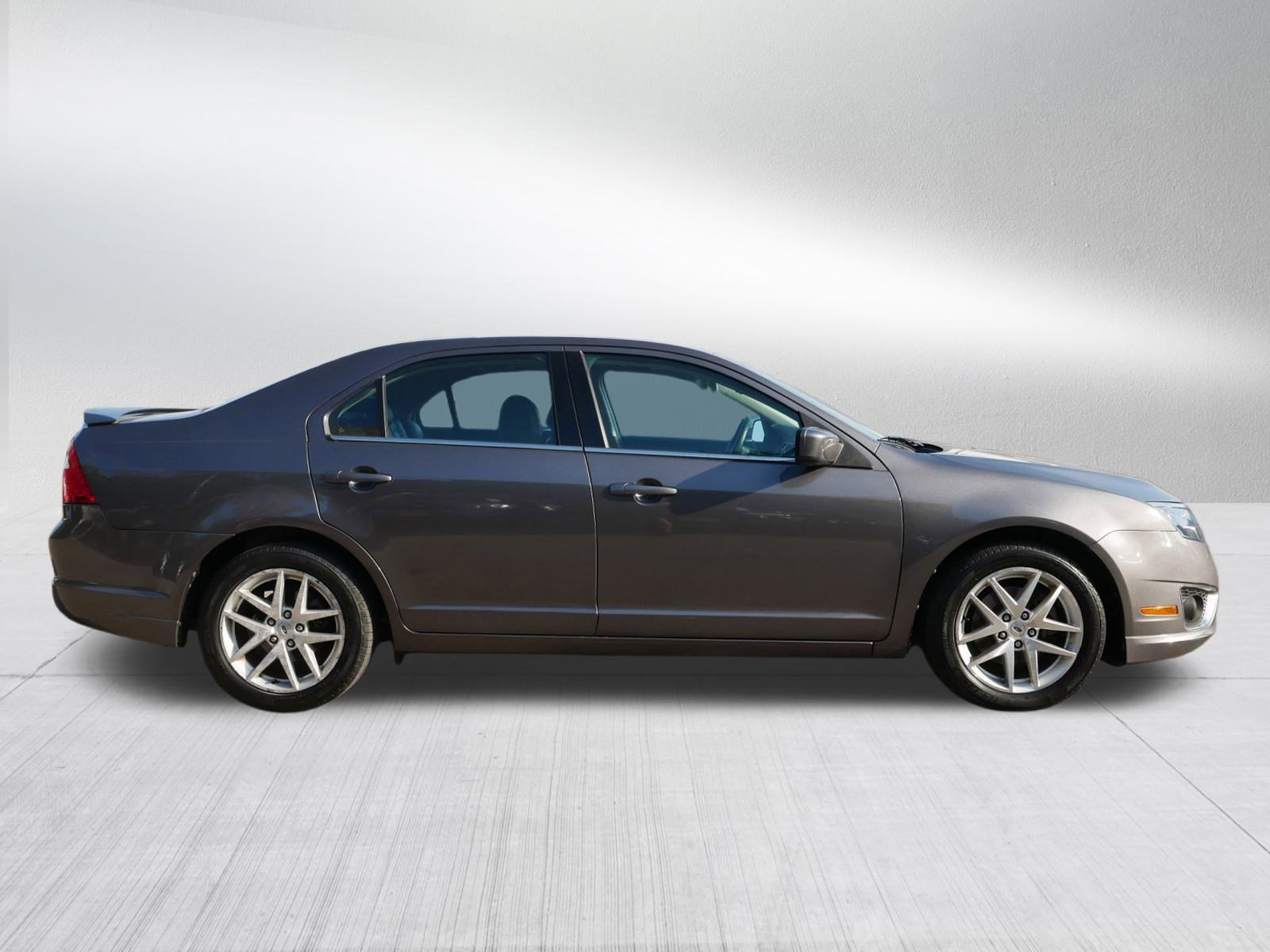 2012 Ford Fusion SEL photo 8