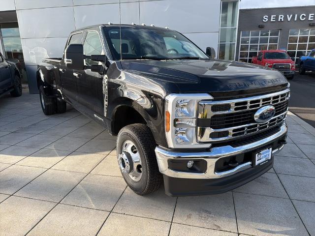 2026 Ford F-350 Super Duty XLT's photo