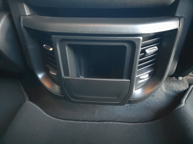 2026 Ram 1500 Tradesman photo 4