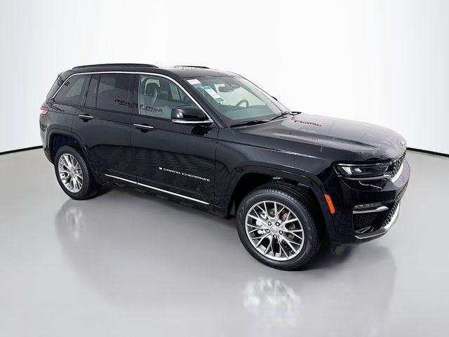 2025 Jeep Grand Cherokee Summit's photo