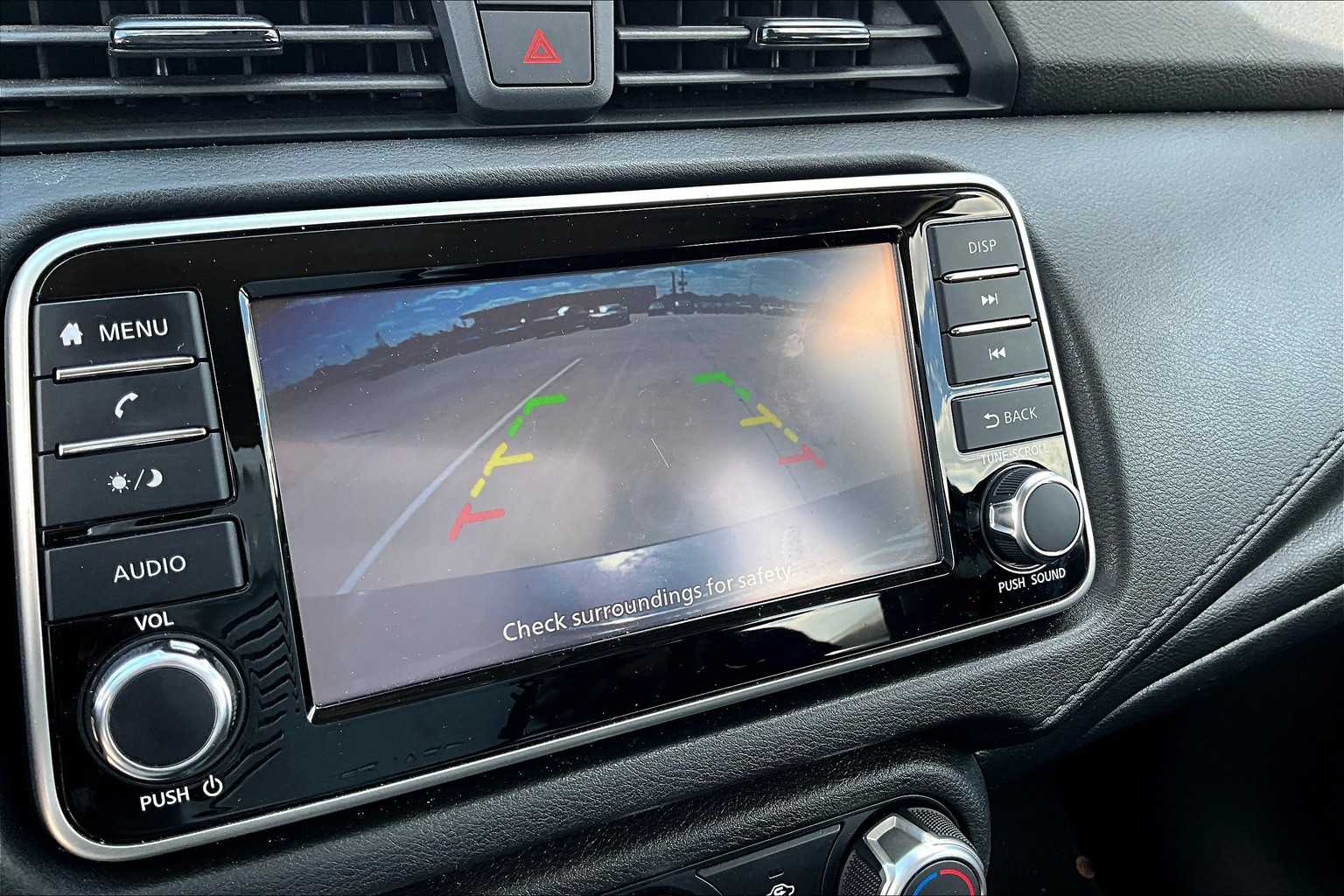 2023 Nissan Versa S photo 24