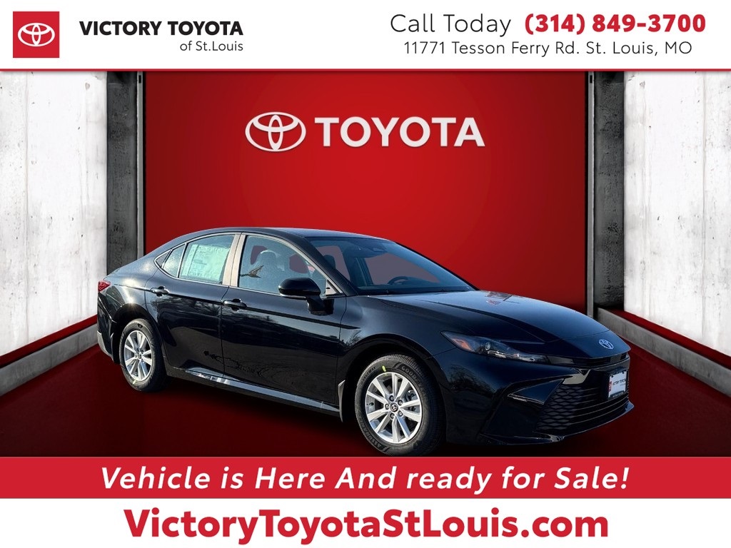 2026 Toyota Camry LE's photo