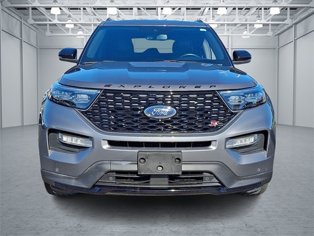 2021 Ford Explorer ST photo 2