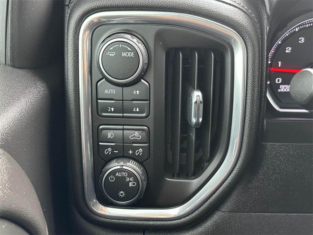 2021 Chevrolet Silverado 1500 LT Trail Boss photo 17