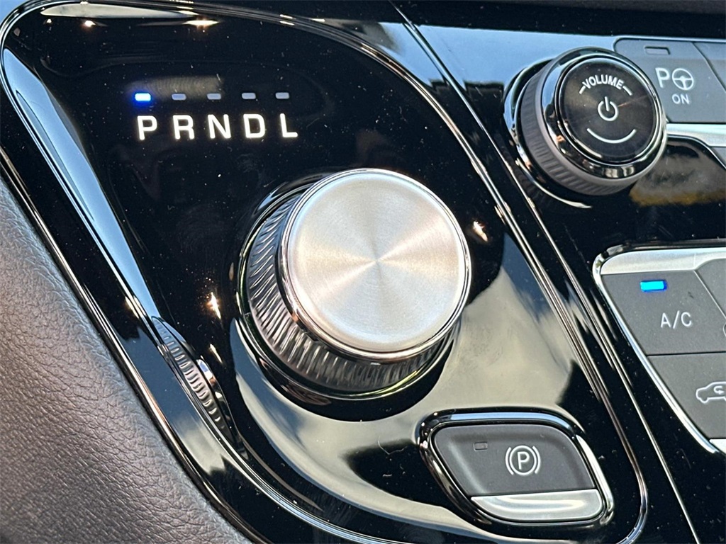 2025 Chrysler Pacifica photo 20