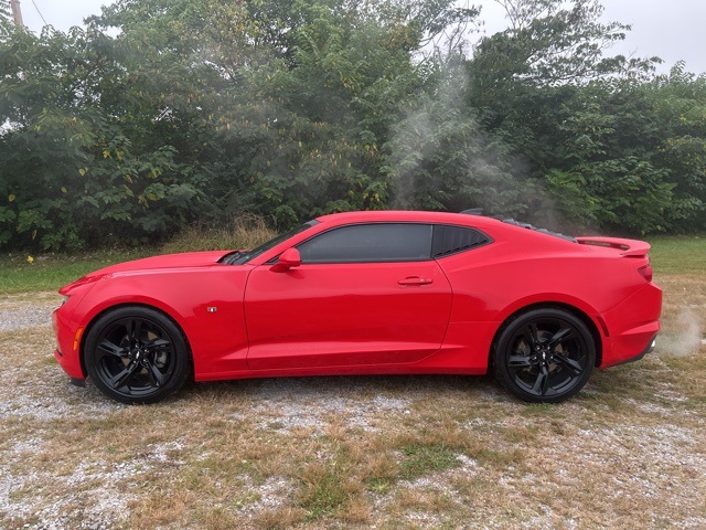 2019 Chevrolet Camaro 1LT photo 4