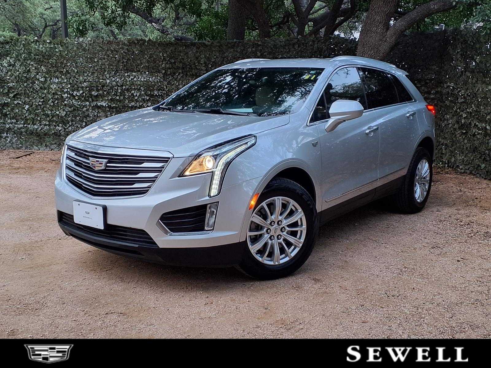 2017 Cadillac XT5 Base