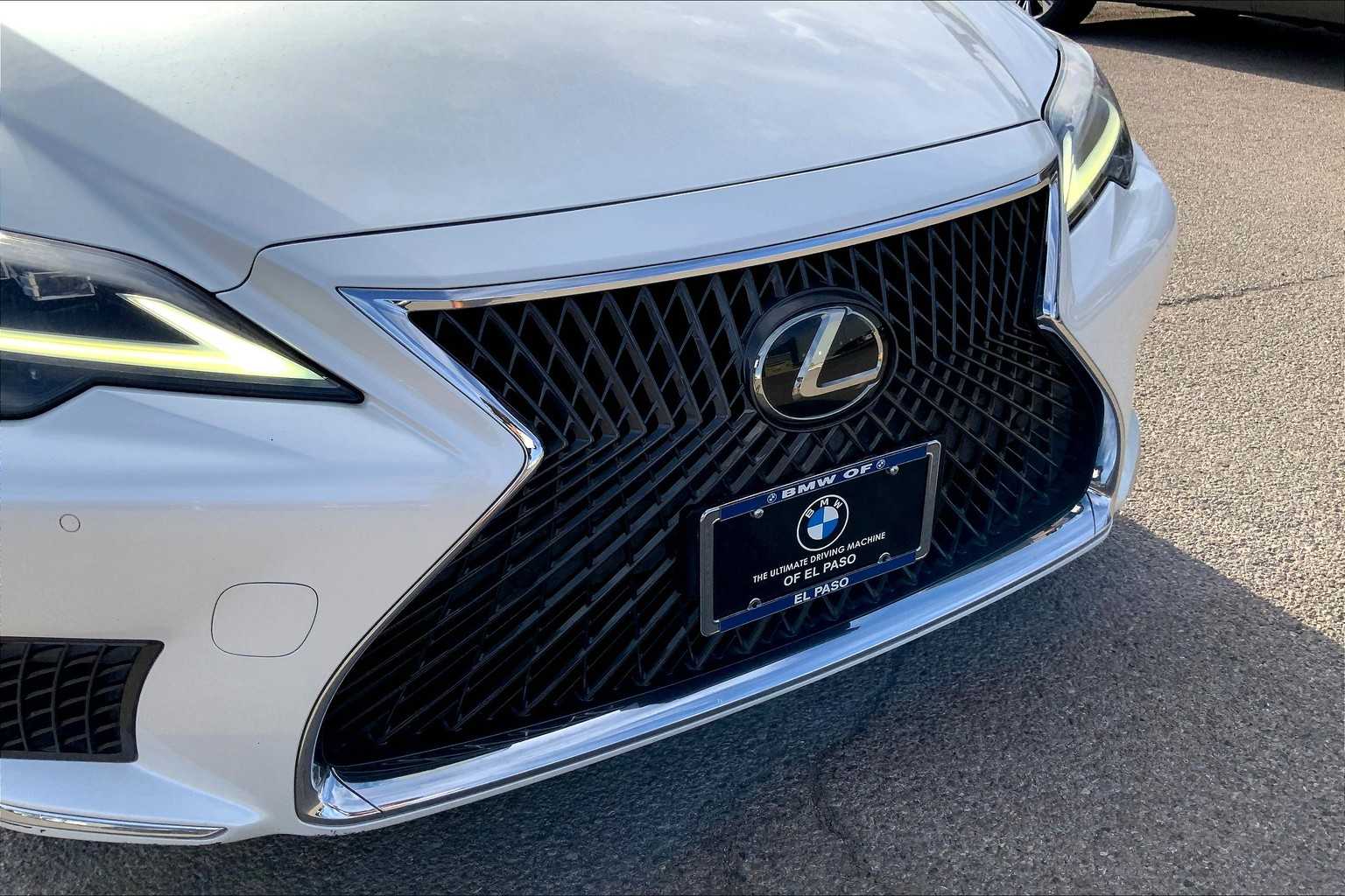 2022 Lexus LS 500 photo 27