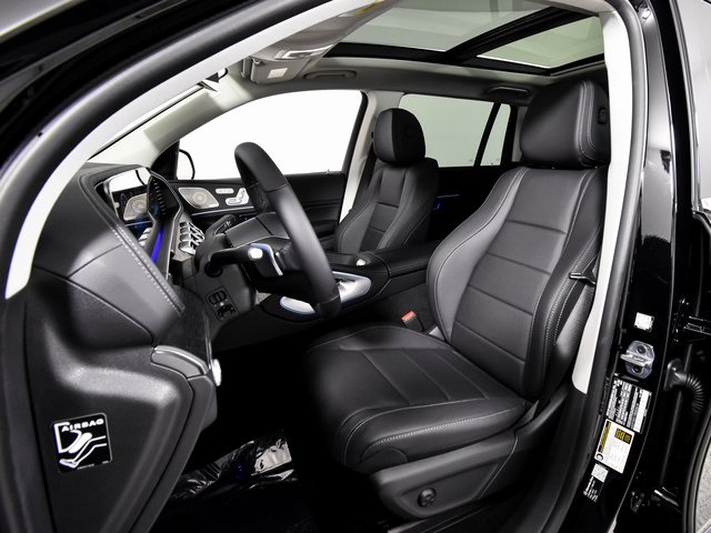 2026 Mercedes Benz GLS 450 4MATIC photo 11