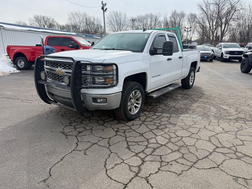 Used 2014 Chevrolet Silverado 1500 LT with VIN 1GCVKREH1EZ168820 for sale in Tipton, IN