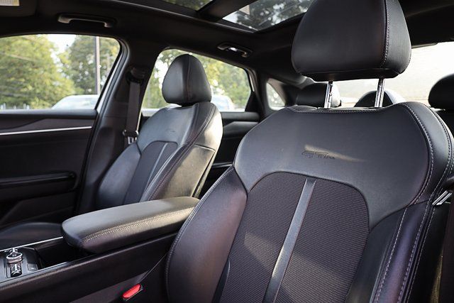 2023 Kia K5 GT-Line photo 14