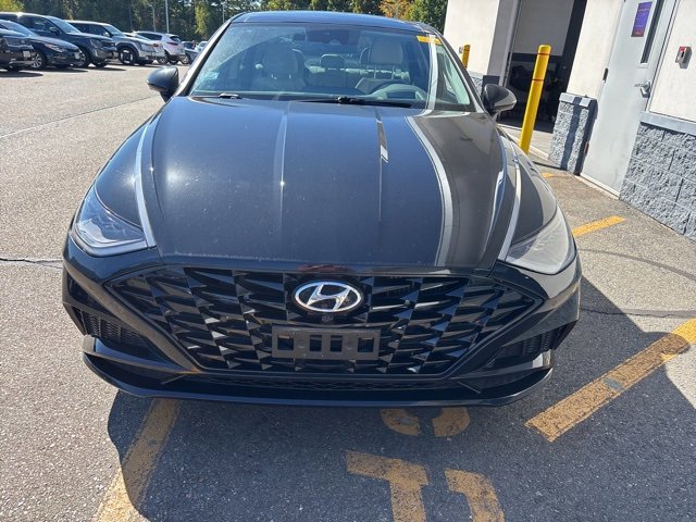2023 Hyundai Sonata Limited photo 2