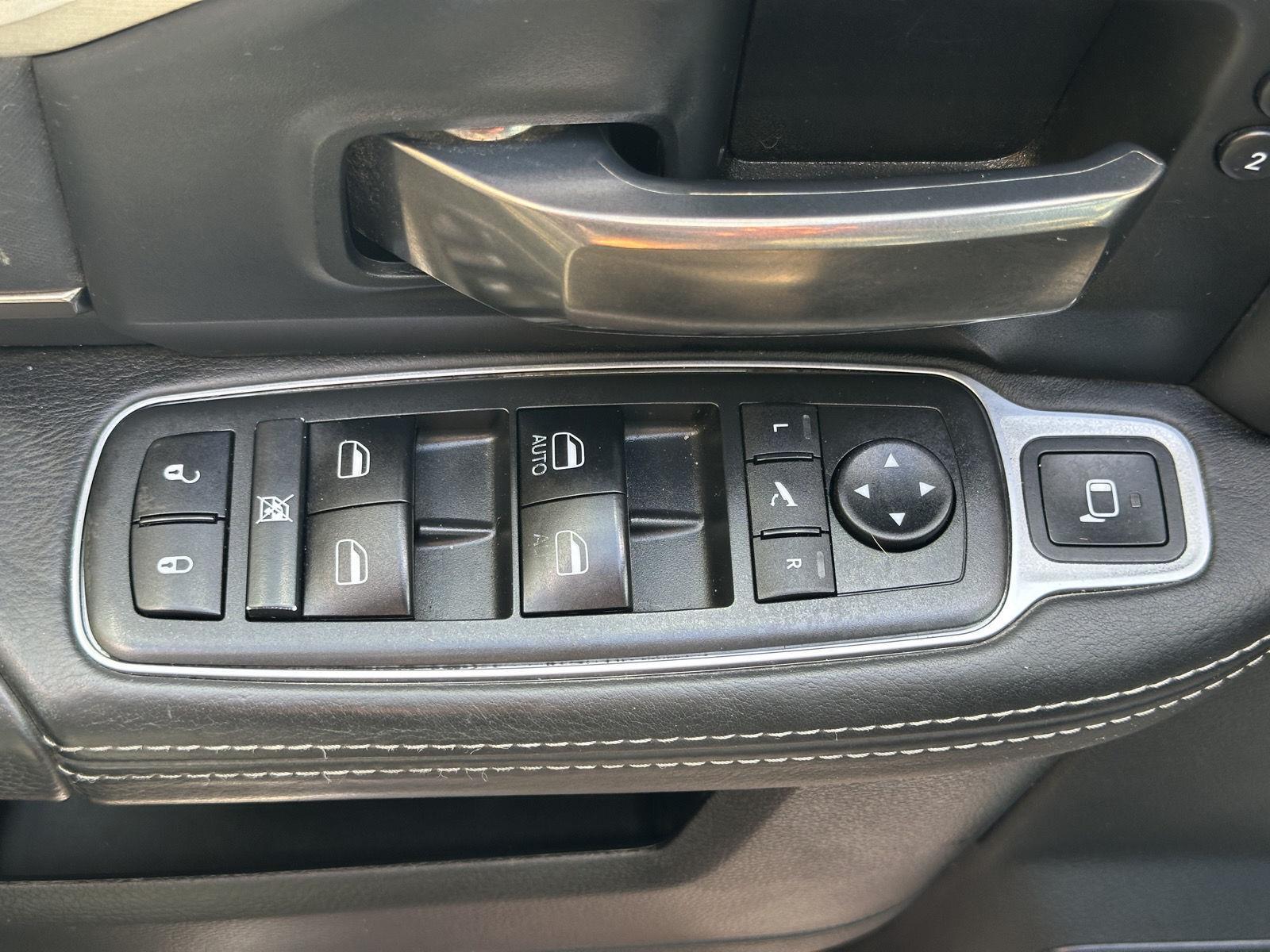 2019 Ram 2500 Limited photo 14