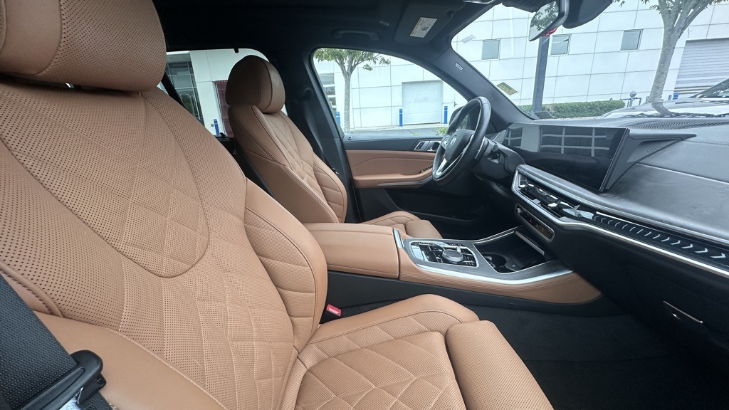 2024 Bmw X5 xDrive40i photo 2