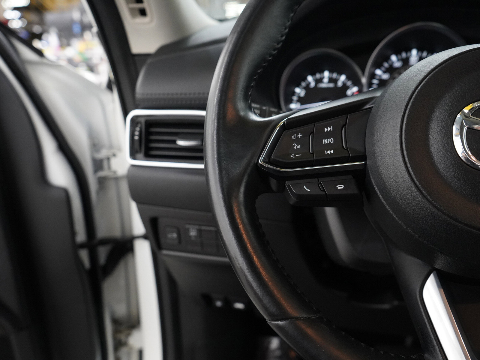 2018 Mazda CX-5 Grand Touring photo 18