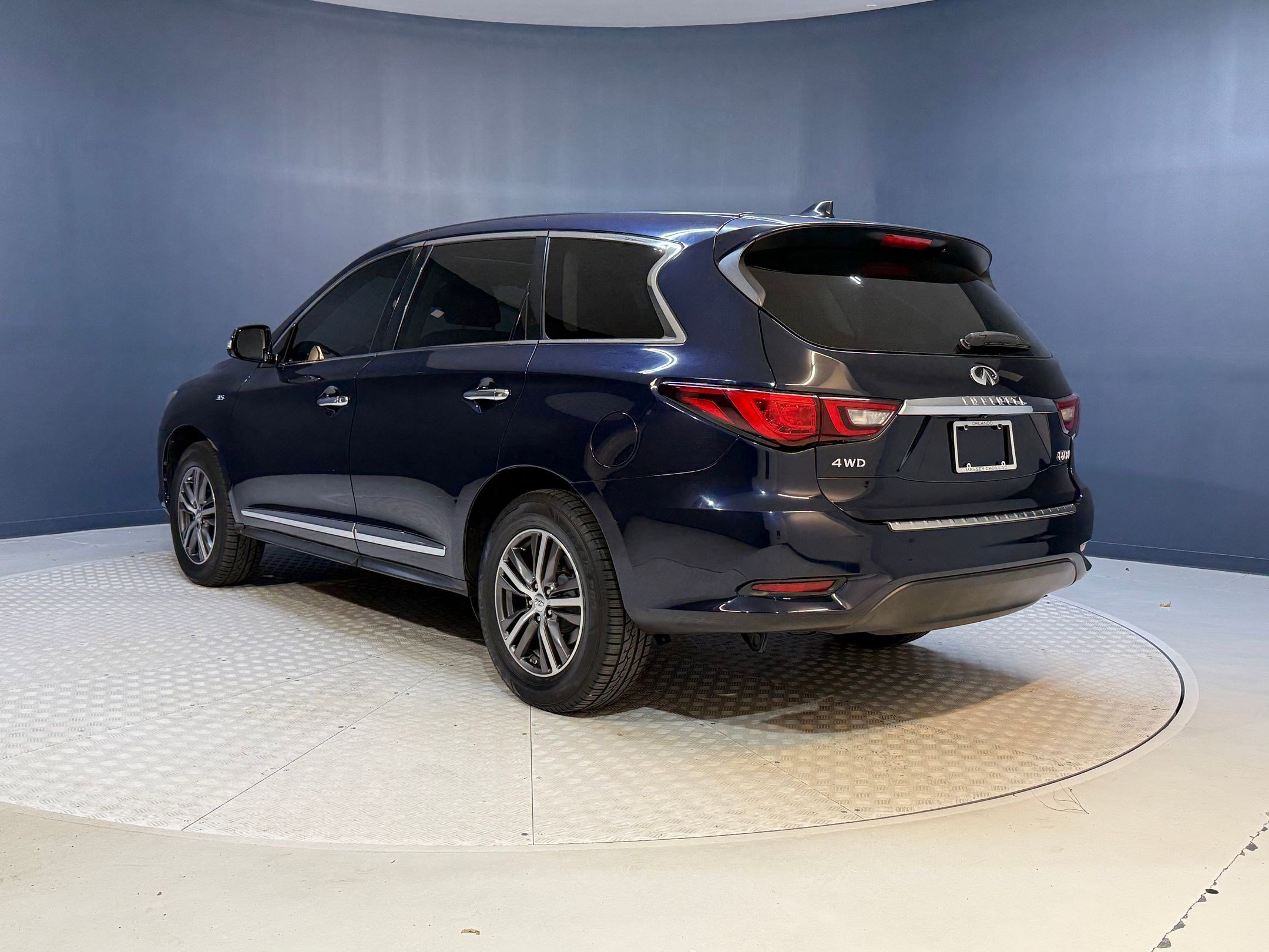 2019 Infiniti QX60 Pure photo 2