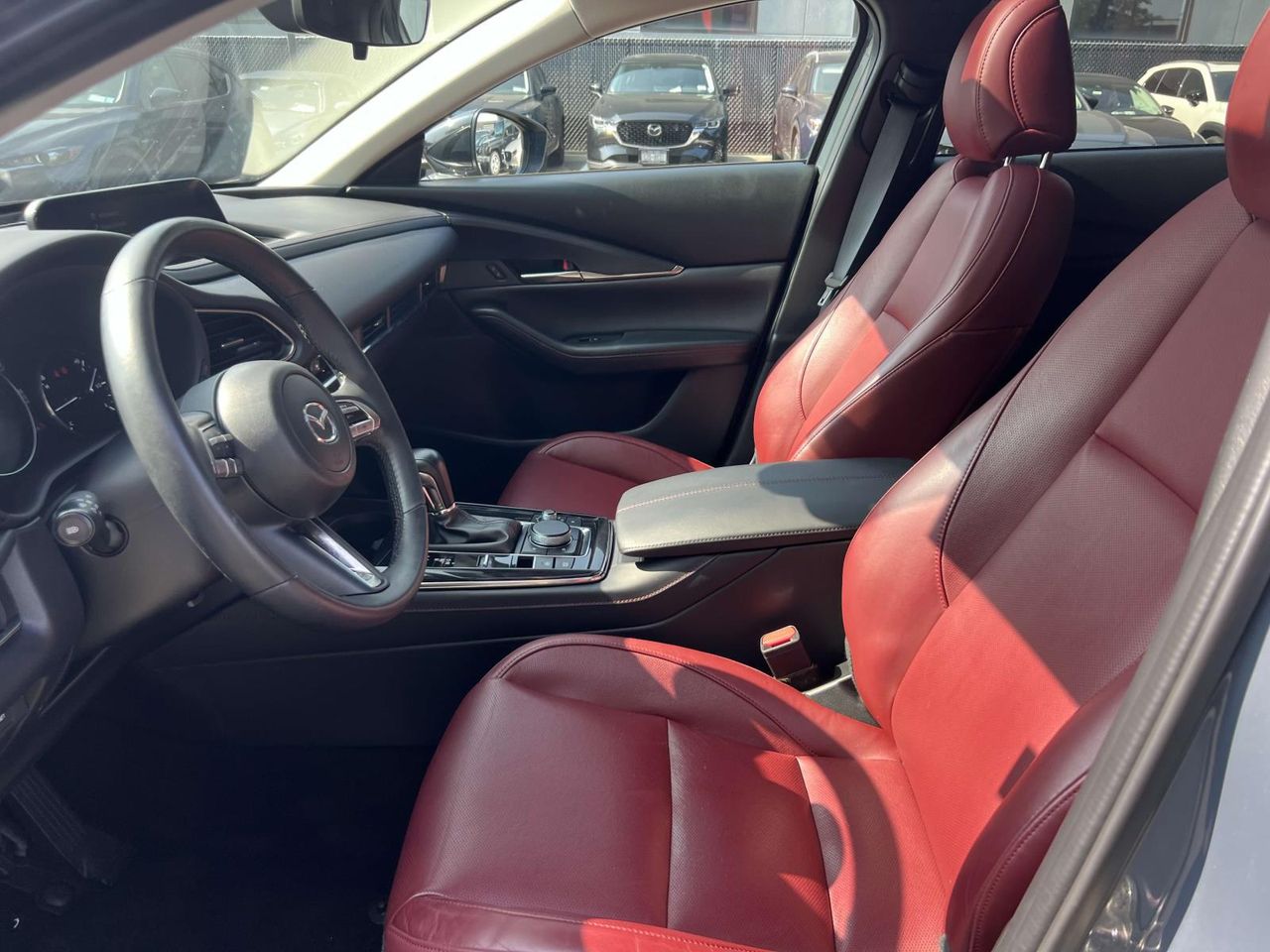 2022 Mazda CX-30 Carbon photo 12