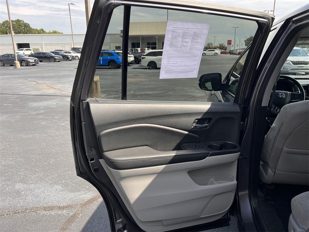 2021 Honda Pilot EX photo 11