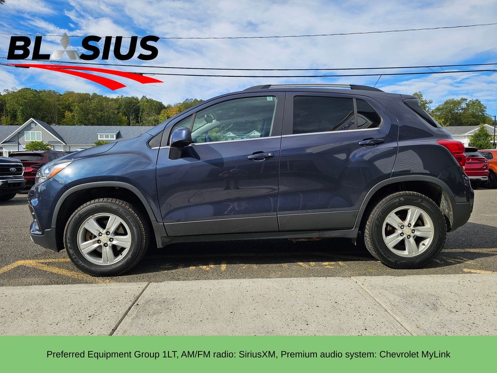 2018 Chevrolet Trax LT photo 3