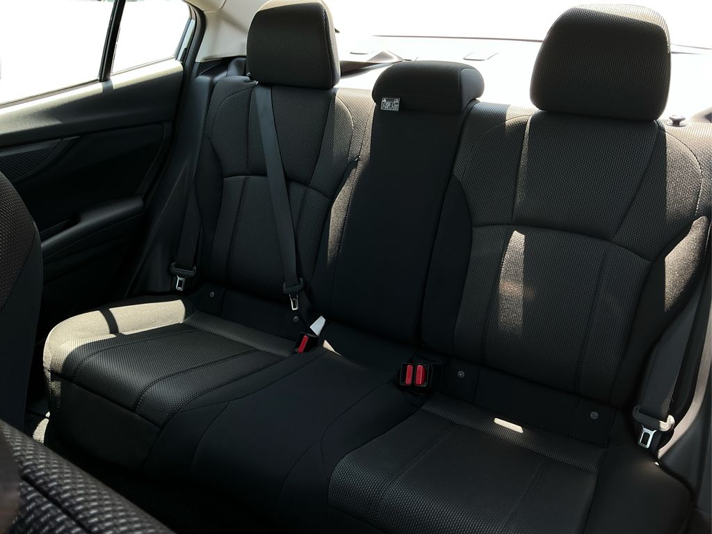 2021 Subaru Impreza Base photo 11