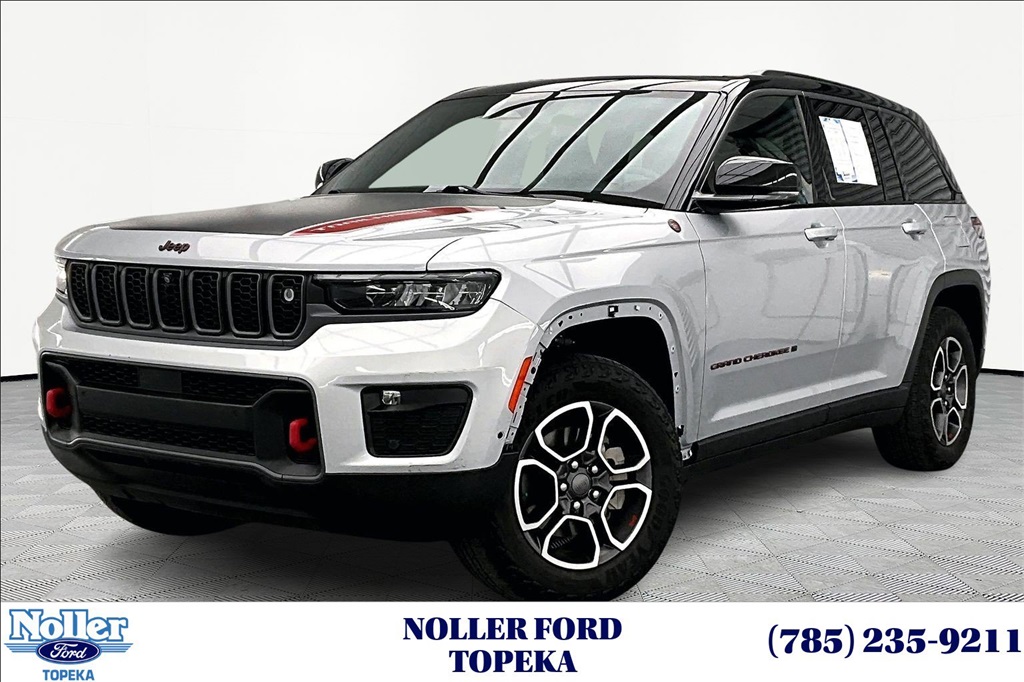 2022 Jeep Grand Cherokee Trailhawk's photo