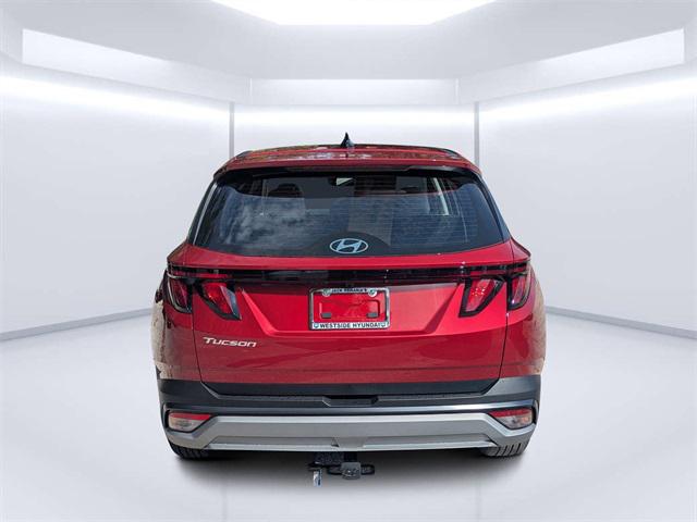 2025 Hyundai Tucson SE photo 4