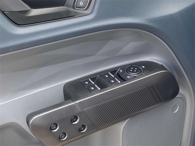 2025 Ford Maverick XL photo 11