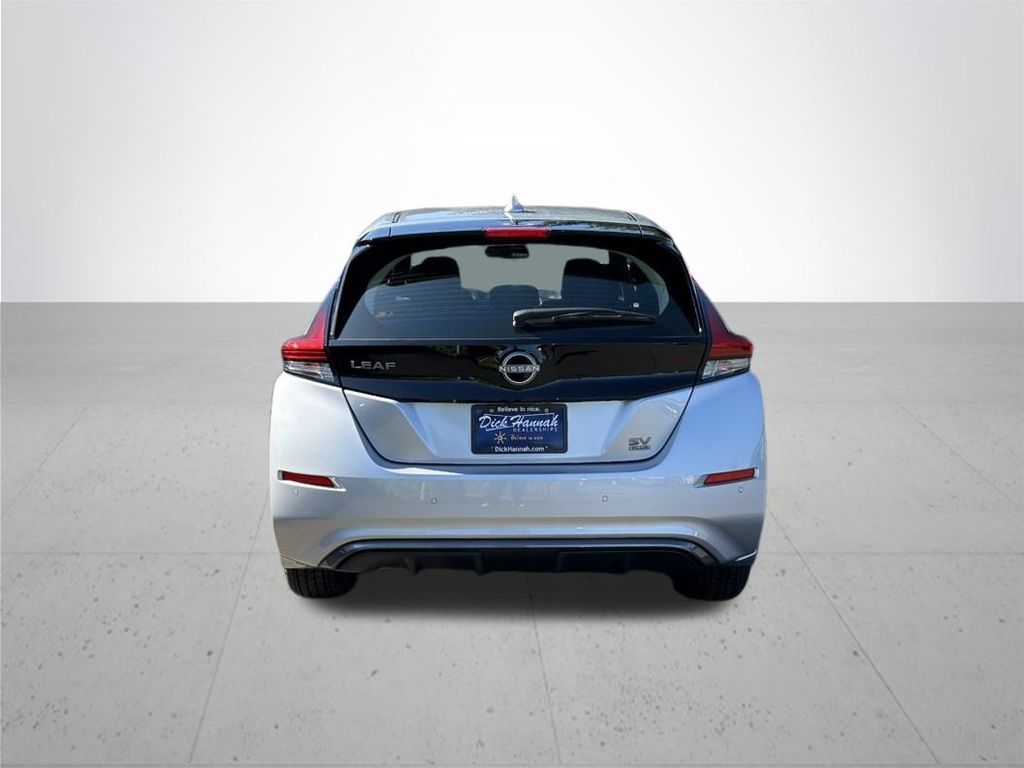 2025 Nissan Leaf SV Plus photo 7