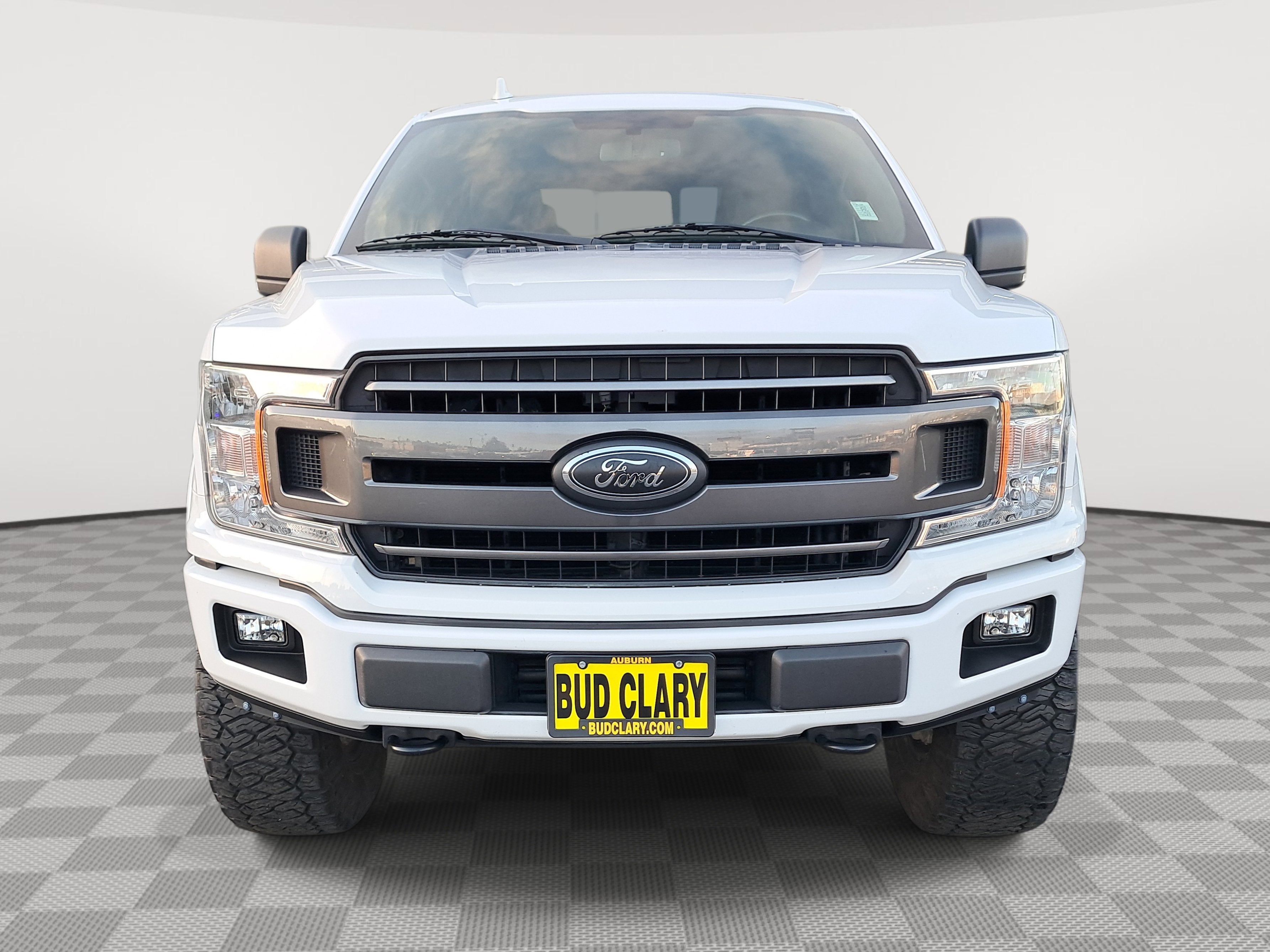 2018 Ford F-150 XLT photo 2