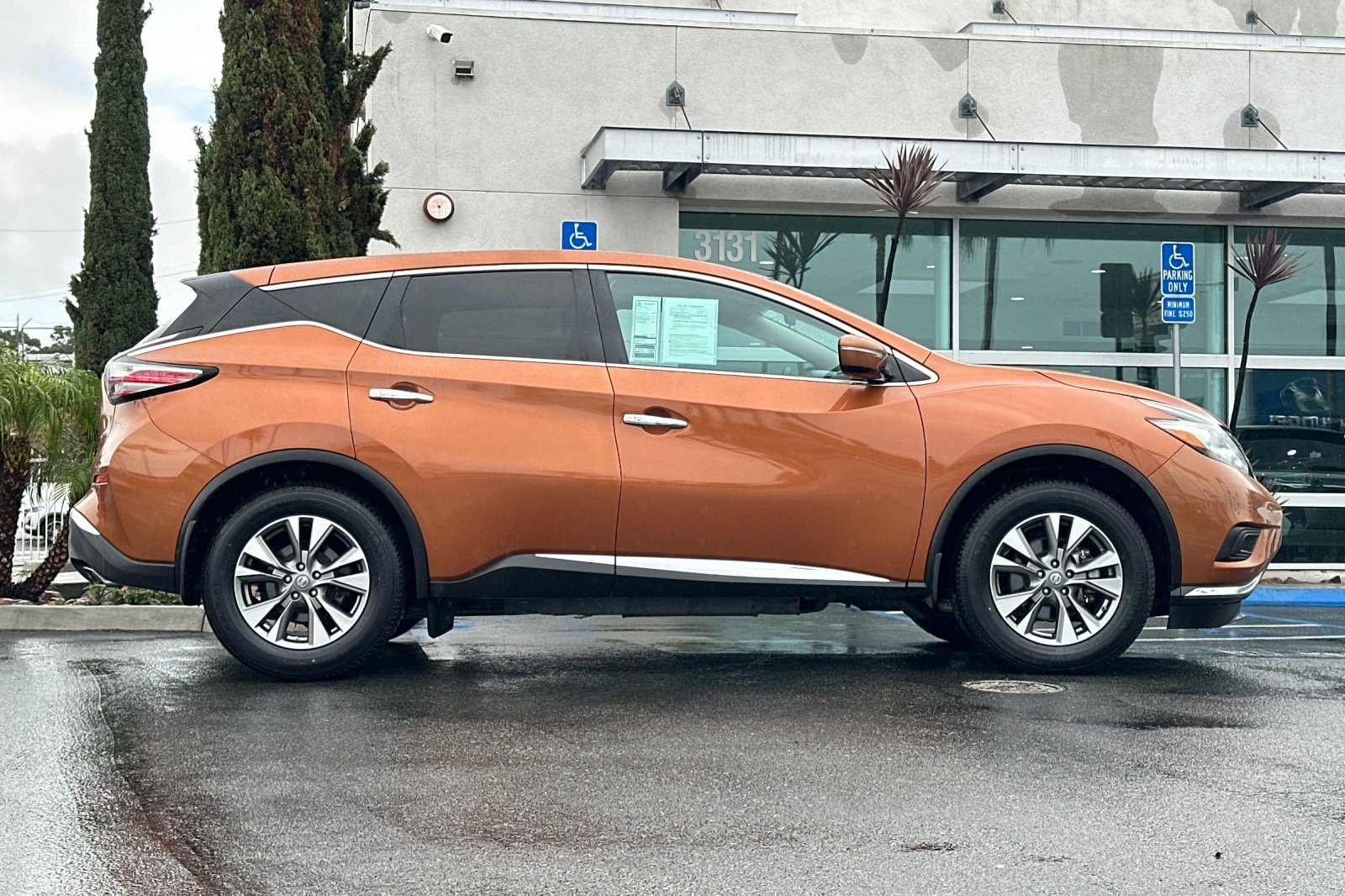 2015 Nissan Murano S photo 3