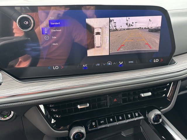 2025 Chevrolet Tahoe LS photo 9