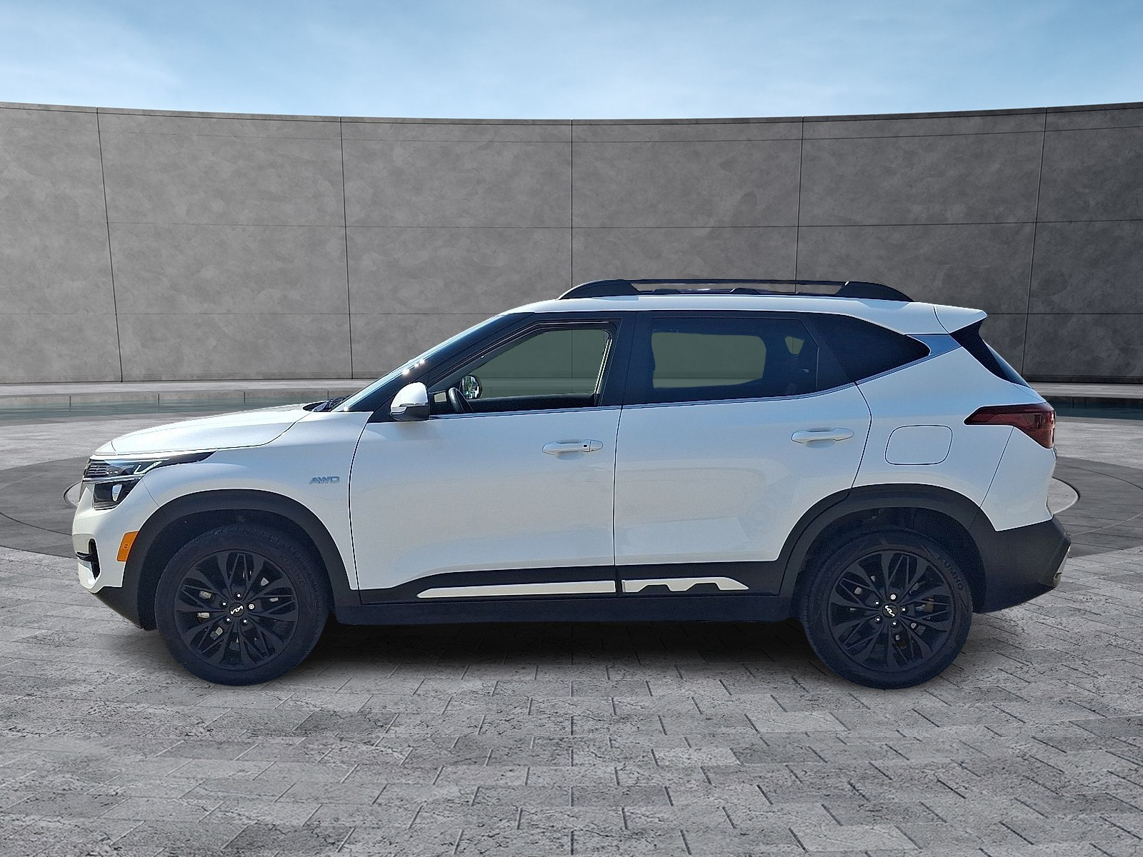 2022 Kia Seltos Nightfall Edition photo 4