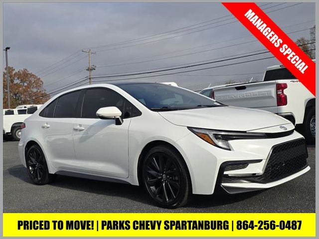 2024 Toyota Corolla SE's photo