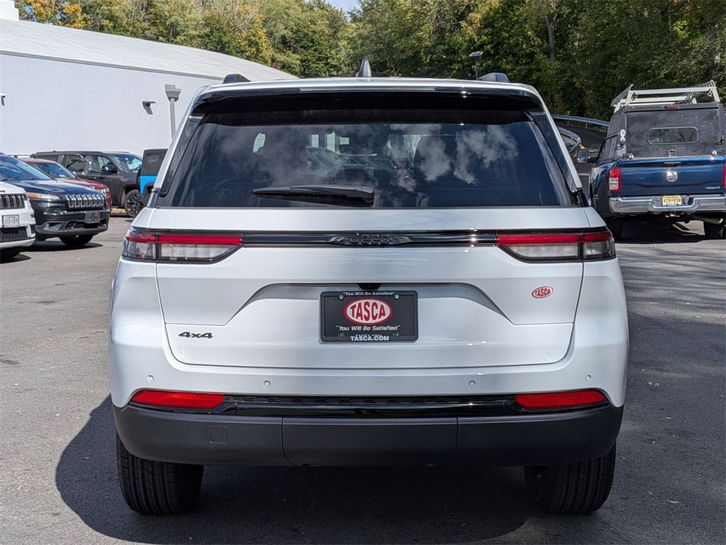 2025 Jeep Grand Cherokee Altitude X photo 3