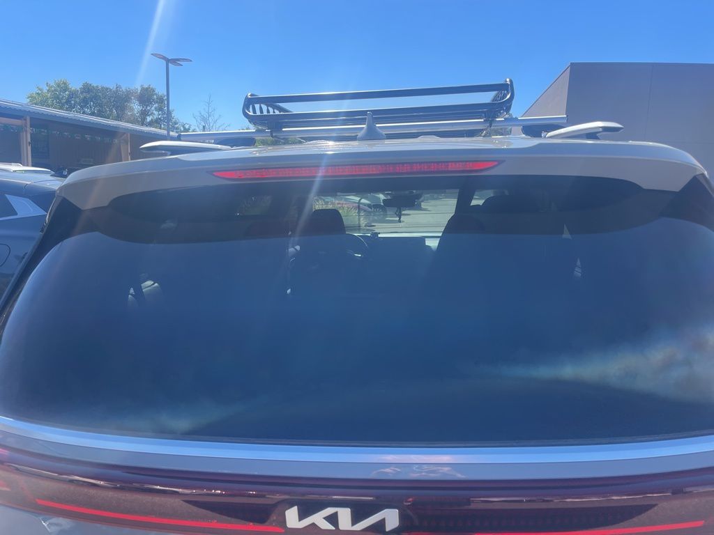 2022 Kia Carnival SX photo 9