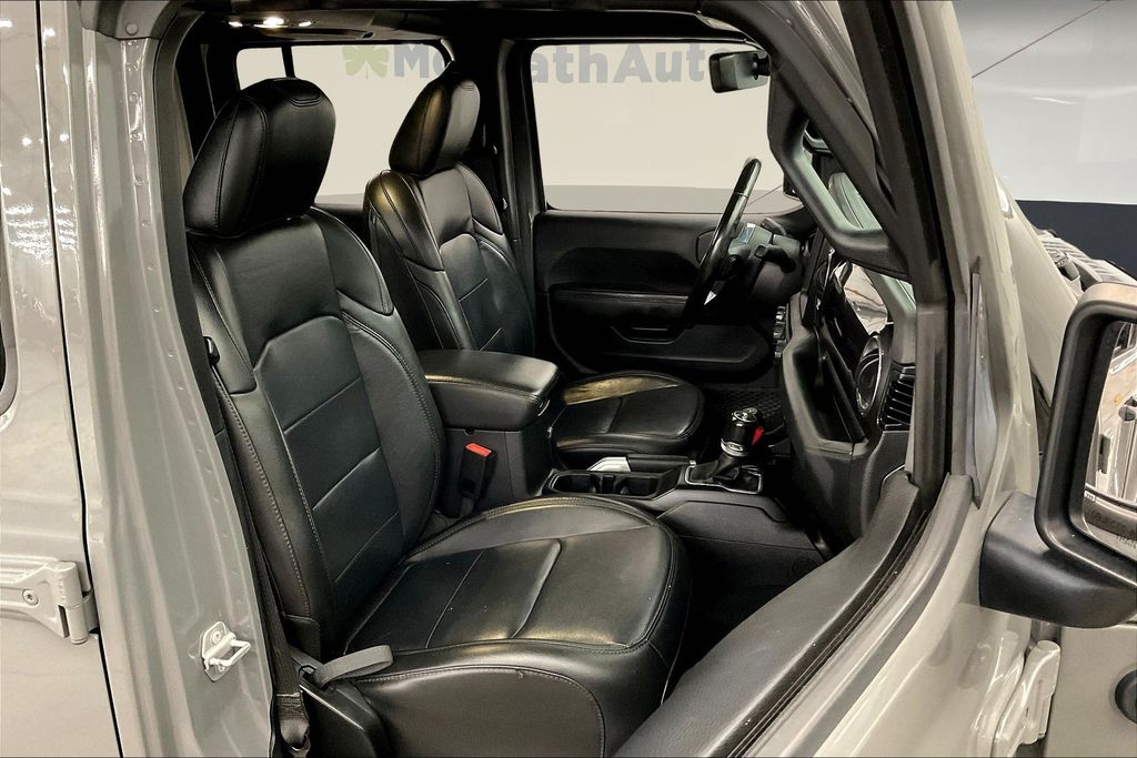 2021 Jeep Wrangler Unlimited Sahara Altitude photo 8