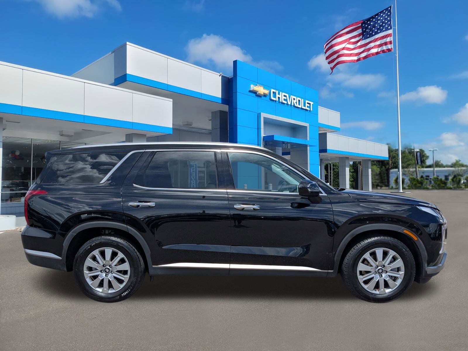 2024 Hyundai Palisade SEL photo 2