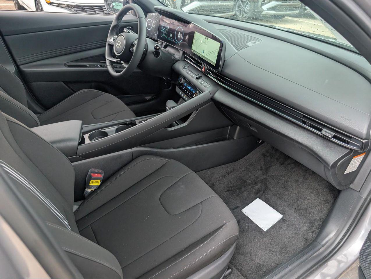 2025 Hyundai Elantra Hybrid SEL Sport photo 21